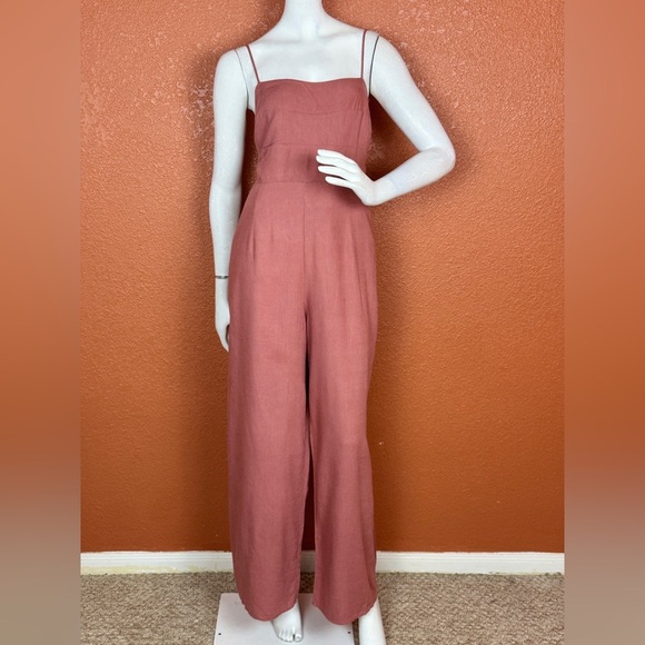 Jun & Ivy Elegant Pink Jumpsuit Size LARGE. E38 - Picture 8 of 14